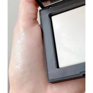 Phấn phủ Nars Light Setting Powder mini