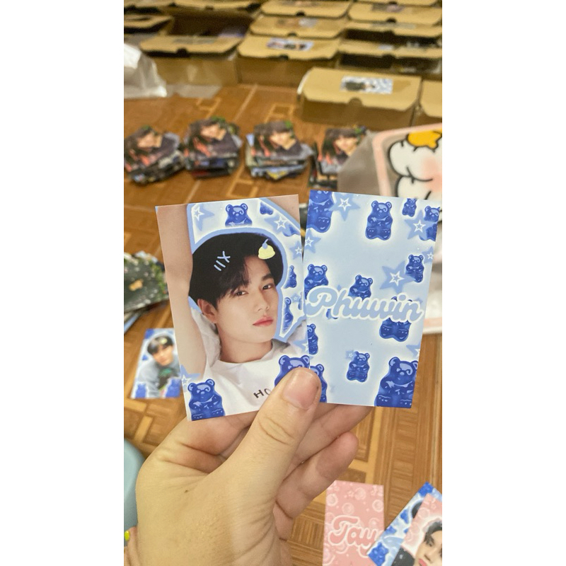 10c card Phuwin cùng mẫu