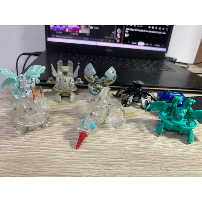 Đồ chơi bakugan