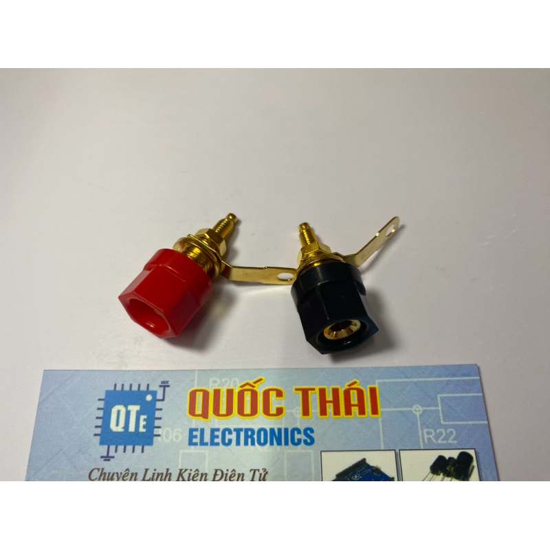 Cọc loa vặn đơn đỏ đen xi mạ 301
