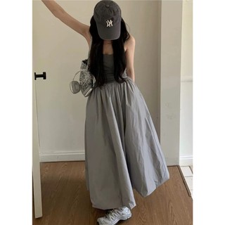 Set áo croptop 2 dây xám + chân váy midi xám xòe