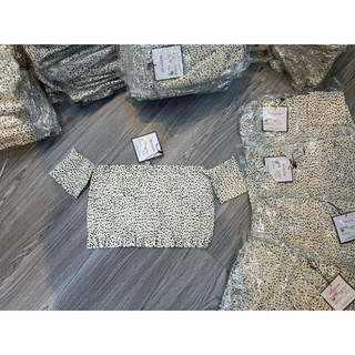 Áo Croptop bẹt vai hoa nhí,áo ống nhúng thung tay con baby teen xinh xắn thời trang đi biển