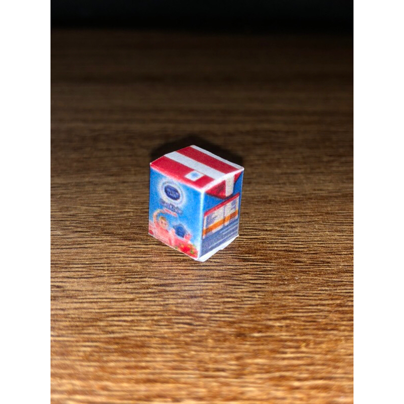 sữa dutch lady mini 1:12 cho búp bê