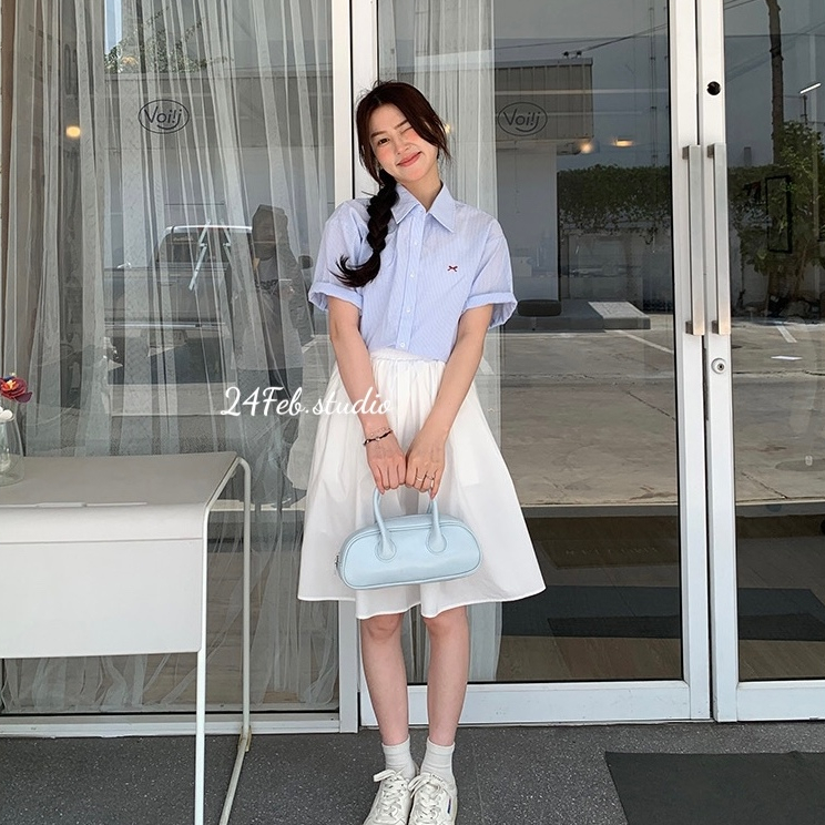 Áo sơ mi kẻ sọc thêu nơ dáng lỡ phong cách Minimalist Hàn Quốc 23Bright.future AK87