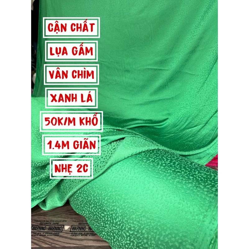 Vải Lụa Gấm gió hoa chìm xanh lá