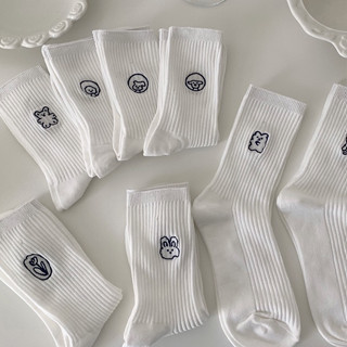  Tất vớ nữ trắng cổ cao hình thêu họa tiết Krystore TC32 