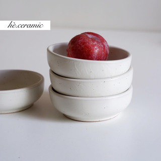 HÈ.CERAMIC / CHÉN CHẤM MEN TIÊU DOTY MEN MỜ MÀU BE. Chén chấm đơn giản mộc mạc.