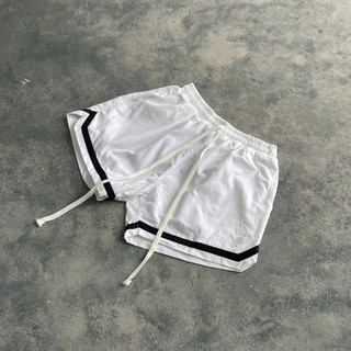 Quần Short RVB Wanderlust Đen / Trắng