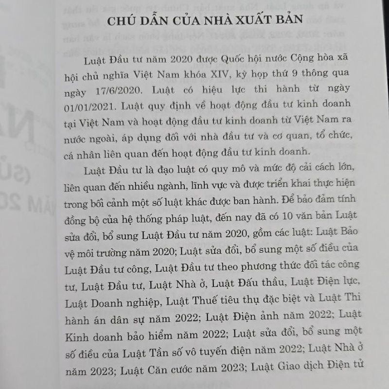 Sách - Luật đầu tư năm 2020 (sửa đổi, bổ sung năm 2020, 2022, 2023, 2024)  (NXB Chính trị quốc gia Sự thật) | BigBuy360 - bigbuy360.vn
