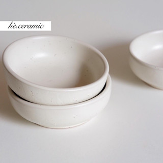 HÈ.CERAMIC / CHÉN CHẤM MEN TIÊU DOTY MEN MỜ MÀU BE. Chén chấm đơn giản mộc mạc.