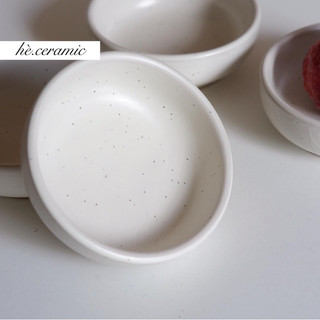 HÈ.CERAMIC / CHÉN CHẤM MEN TIÊU DOTY MEN MỜ MÀU BE. Chén chấm đơn giản mộc mạc.