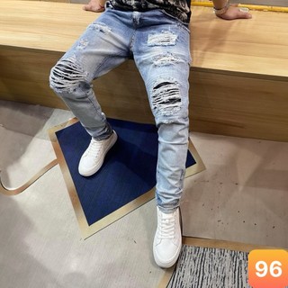 Quần jean nam rách vá da gối màu xanh chất liệu bò cao cấp co dãn 4 chiều đẹp form bo chân LAVADO38 mới
