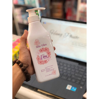 Sữa tắm Ediva E25 hương gỗ nồng nàng 600ml