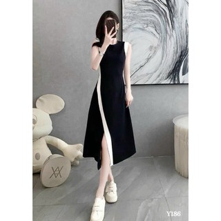 Đầm tăm gân cao cấp thời trang thiết kế nữ cổ tròn áo sát nách phối viền trắng vá dài xẻ tà trẻ trung