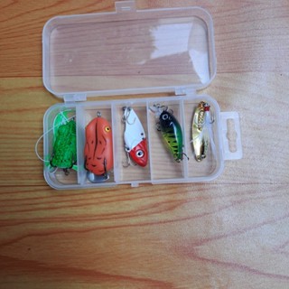 combo hộp mồi câu lure 5 con nhái super. cá sắt, ruồi, thìa. nhái có đuôi