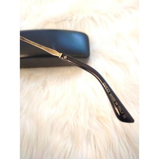 Kính si hiệu Gucci