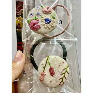 Cột tóc tròn thêu tay handmade vintage