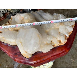 Đá thạch anh búp tự nhiên,(TA5,KL: 32,5kg,C: 57cm, R: 38cm)