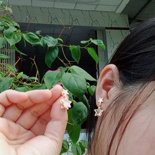 Bông tai titan ngôi sao đính đá màu vàng