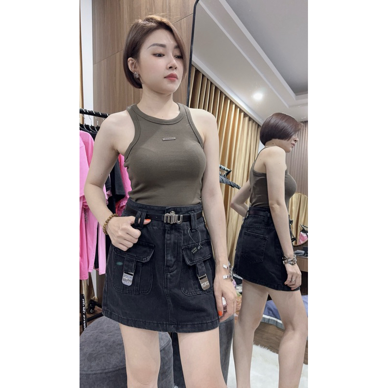 Set  ba lỗ miumiu Chân váy đen cạp cao miumiu kèm  thắt lưng QCCC