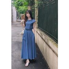 Set đũi áo crop + chân váy buộc eo xoè tròn