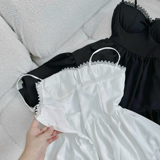 đầm dây xoè viền ren