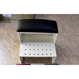 Kệ gác chân, Kê chân khi làm Nail