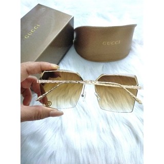 Kính hiệu Gucci khắc hiệu