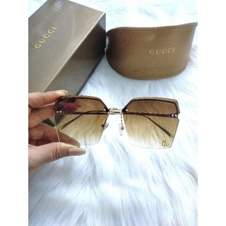 Kính hiệu Gucci khắc hiệu