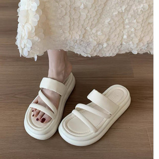  DÉP sandal QUAI da êm  CIA VAT Đẹp Màu Đen Kem Đế Cao 4cm Xinh Đi CHƠI Hot Mới