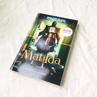 Sách - Matilda by Roald Dahl