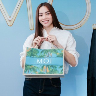Túi cói MOI Hồ Ngọc Hà