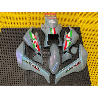 Nhựa xám xi măng ánh tím 8 món xe điện Xmen dán sẵn tem hổ, tem chỉ đỏ, tem số 7, tem cờ ý,......