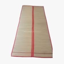 Chiếu cói xếp đầy đủ mọi kích thước siêu tiện lợi.