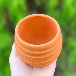 Chậu đất nung hạt dẻ 8.5x8.5cm - Chậu sọc