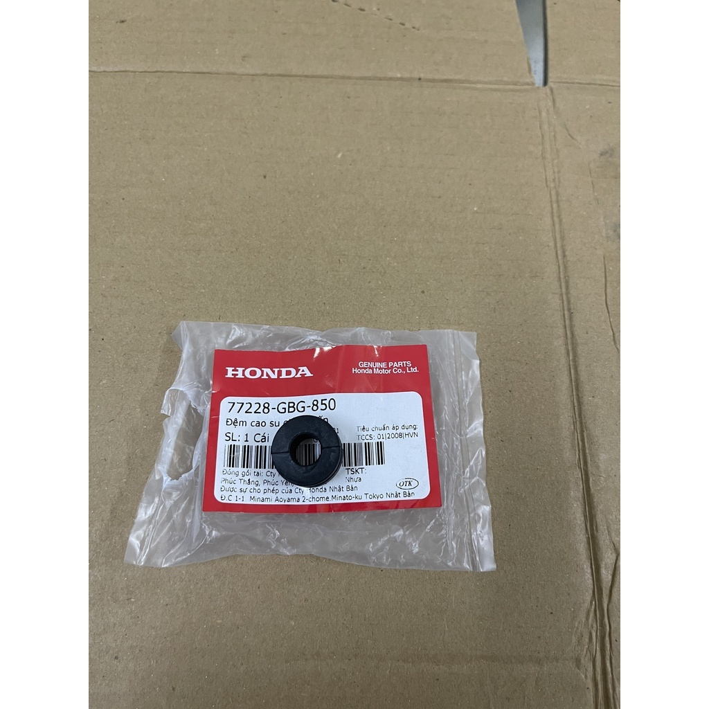 Cao su đệm ốp yếm nhiều dòng xe (64312-KWW-640)