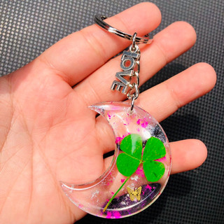 Móc khóa cỏ bốn lá trên trăng7 mẫu key chain handmade epoxy resin quà tặng độc đáo Lilande
