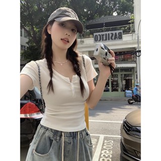 Áo thun ôm body nữ ngắn tay, Áo kiểu nữ dáng vạt bầu ôm eo phối cúc vải thun tăm cổ tròn mặc tôn dáng