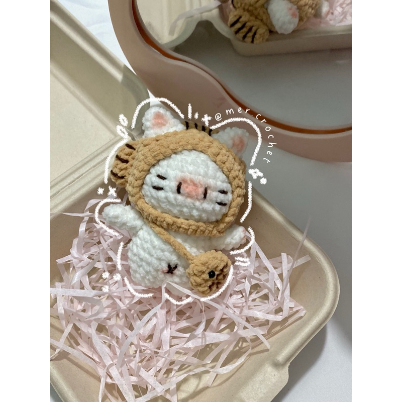 | MÓC KHOÁ LEN | Móc khoá len mèo đội mũ cá taiyaki