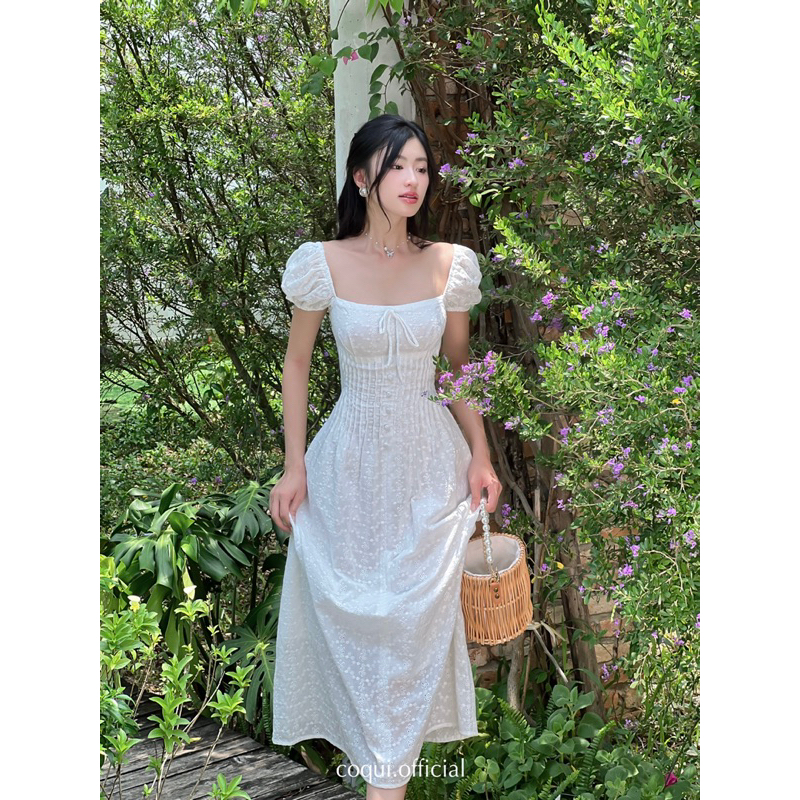 Đầm Váy dài maxi nhẹ nhàng xếp li tay phồng cổ U Vanessa Dress - COQUI, đầm tiểu thư vải thô thêu hoa tùng xòe nhẹ nhàng | BigBuy360 - bigbuy360.vn