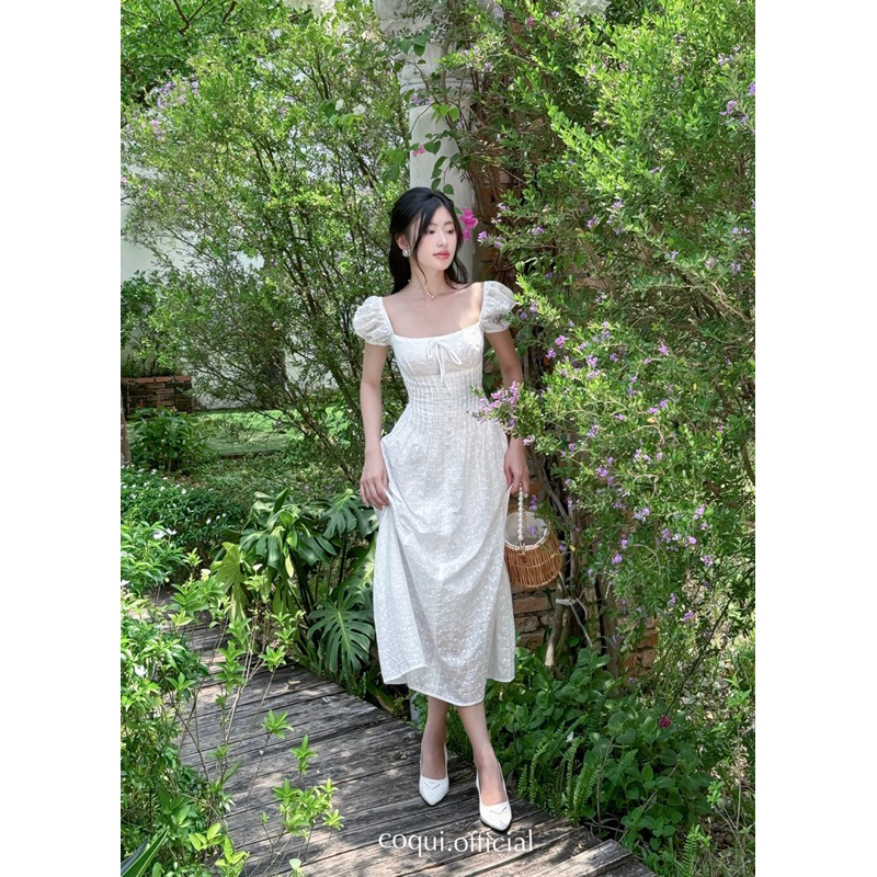 Đầm Váy dài maxi nhẹ nhàng xếp li tay phồng cổ U Vanessa Dress - COQUI, đầm tiểu thư vải thô thêu hoa tùng xòe nhẹ nhàng | BigBuy360 - bigbuy360.vn