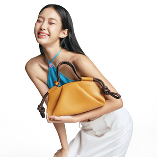 [SALE 6.6] Túi Quai Vạc Ther Gab (Vàng Cháy)