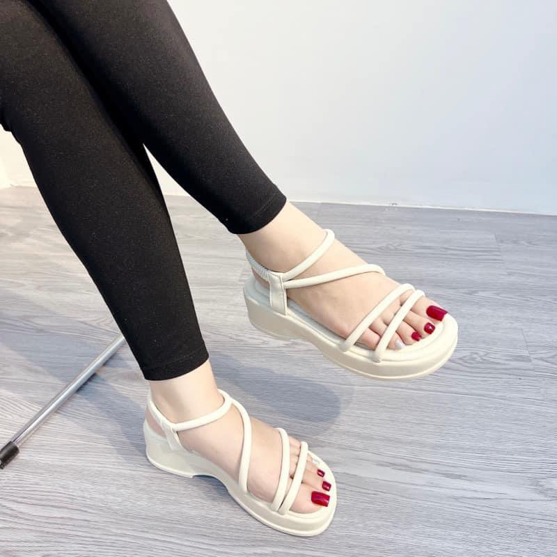 SANDAL NŨ QUAI TRÒN DẸP ĐẾ 5P