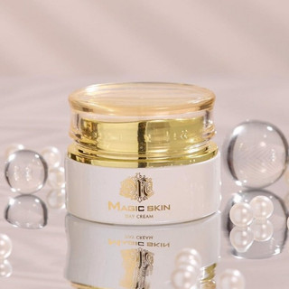 Kem dưỡng ngày ngọc trai Magic skin