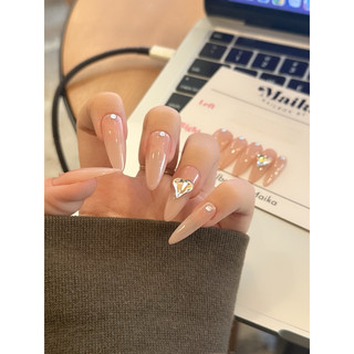 nailbox thạch đính đá trái tim