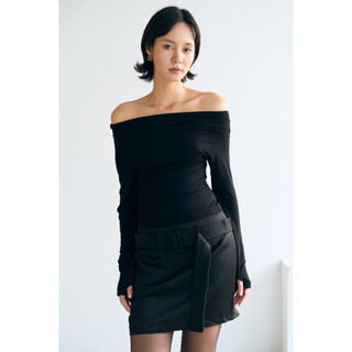 [BEING.ATELIER] Áo nữ ôm body mặc lệch vai-Offshoulder Long Sleeved Top