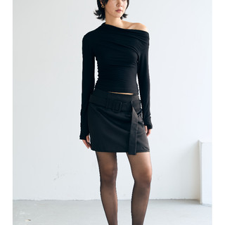 [BEING.ATELIER] Áo nữ ôm body mặc lệch vai-Offshoulder Long Sleeved Top
