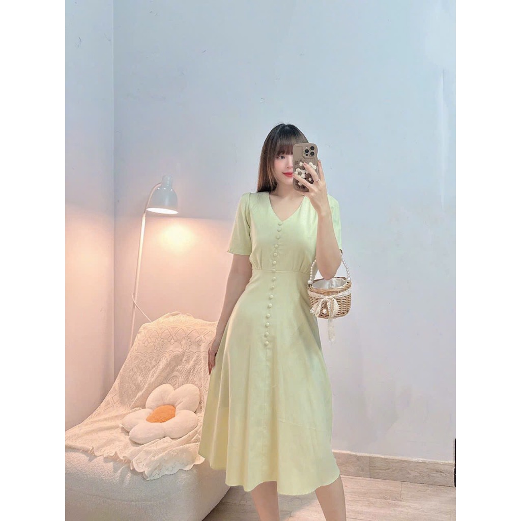 ĐẦM THIẾT KẾ CỔ TIM TAY NGẮN PHỐI NÚT BỌC