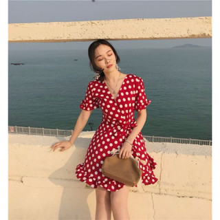 Váy liền dáng xoè chấm bi cổ V tay cộc bèo dây thắt eo