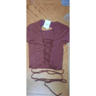 Áo croptop cột dây